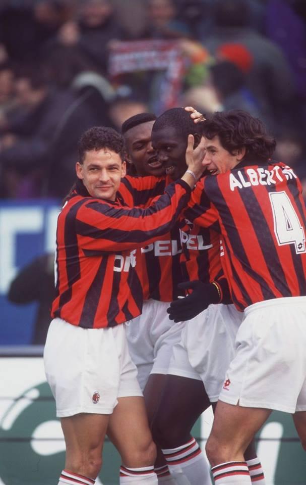 包含AC米兰豪取擒敌，冲击季后赛资格的词条