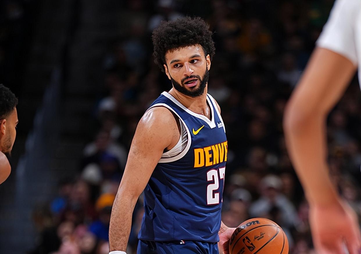 穆雷回归赛场，逆转首场状态亮眼，西班牙队观众沸腾！的简单介绍