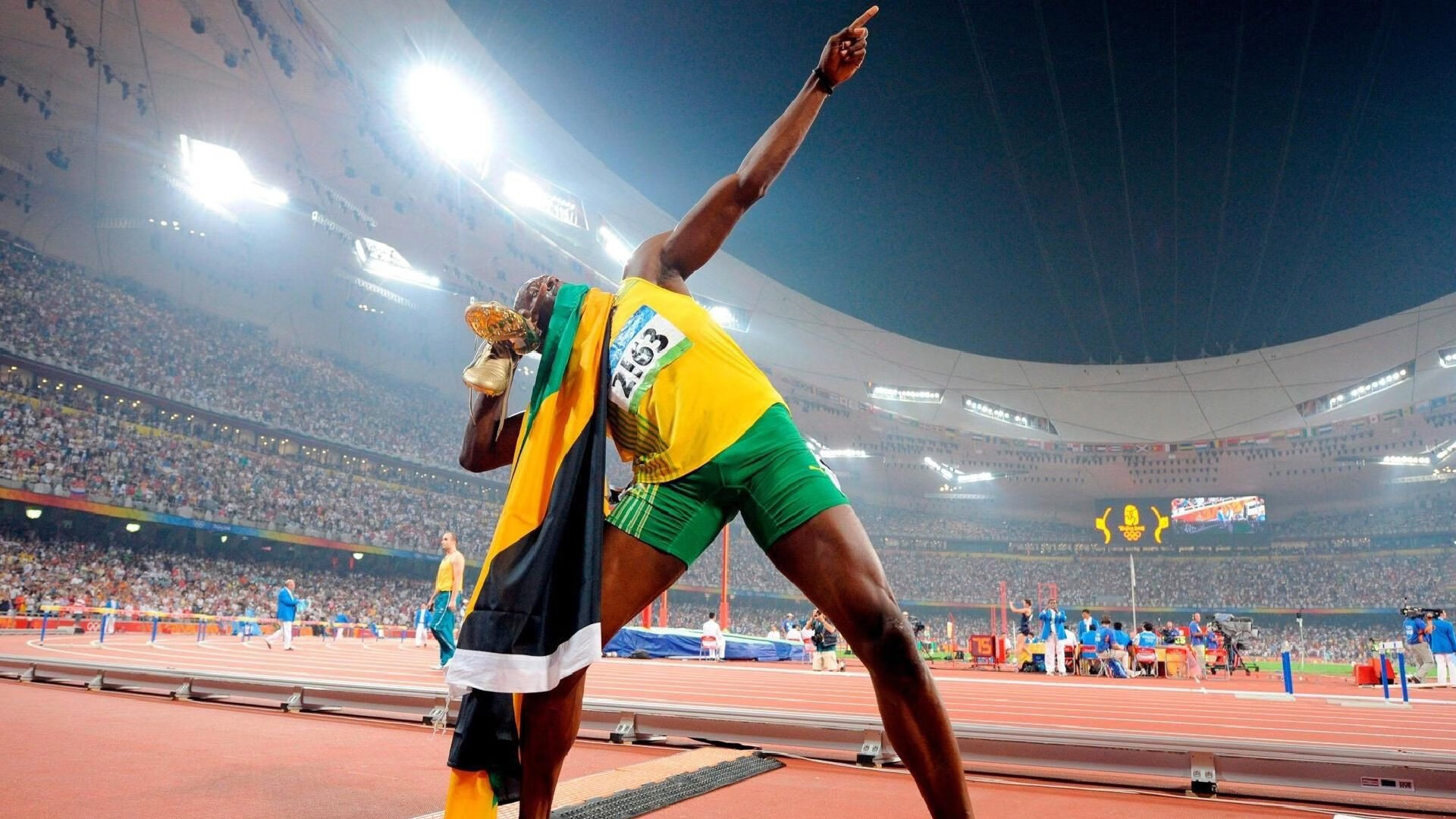 巴塞罗那士气爆棚，法网四强战遇上上海申花，目标明确直指晋级